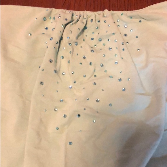 Tank - Picture 2 of 5